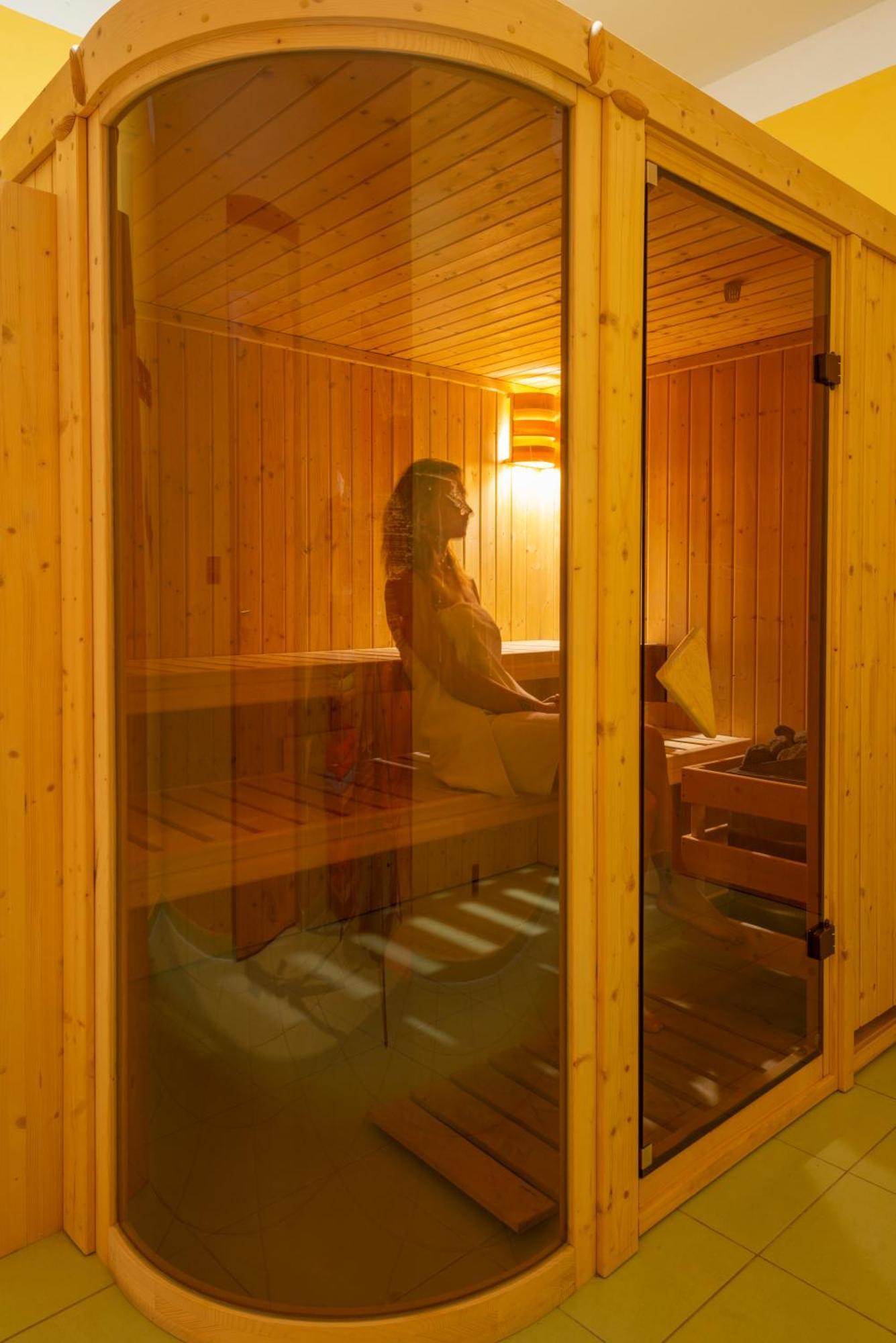 Podvesky Mlyn Hotel Tlumacov Buitenkant foto