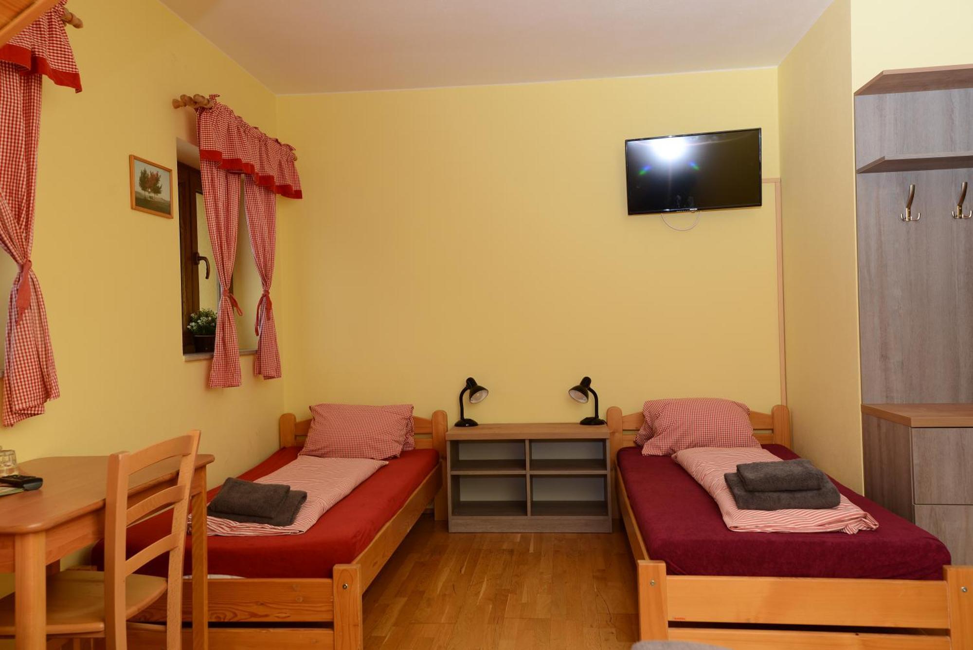 Podvesky Mlyn Hotel Tlumacov Buitenkant foto